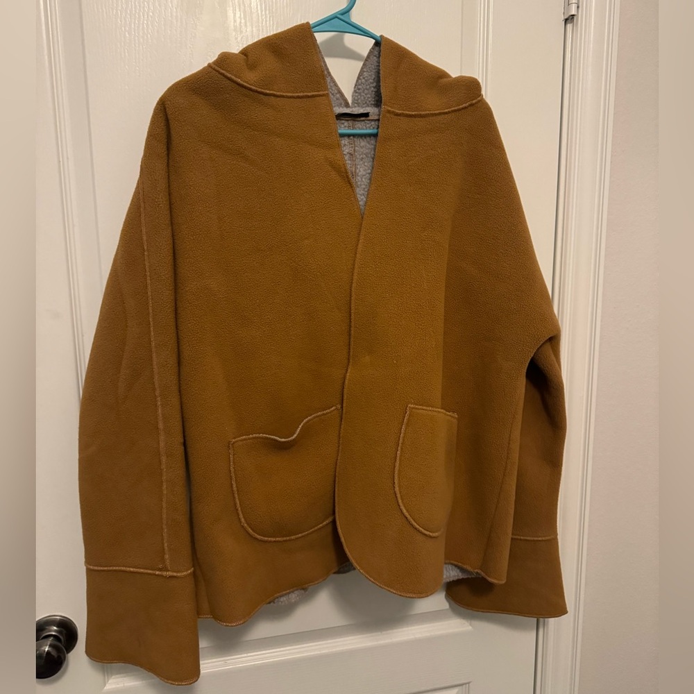 Women’s Cropped Sherpa Jacket